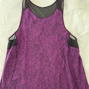 Lululemon workout tank. Size 6. Like new condition